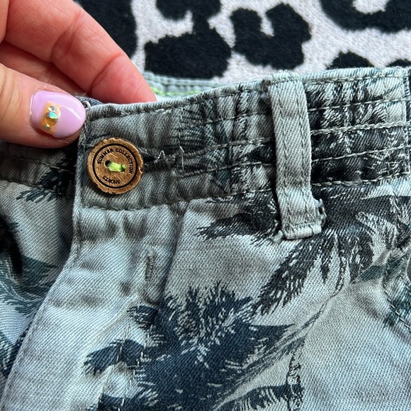 Zara Boy's Palm Print Shorts - Blue & Green - Picture 9 of 11